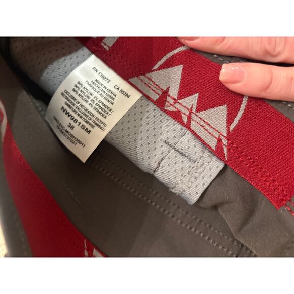 Wrangler Men's Gray Performance Hybrid Stretch Shorts Size 38 - Picture 3 of 3